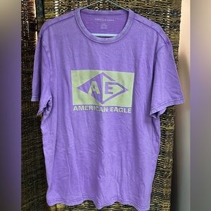 American Eagle-Purple distressed T-shirt‎ w/Fuzzy ink imprint, Size: Large